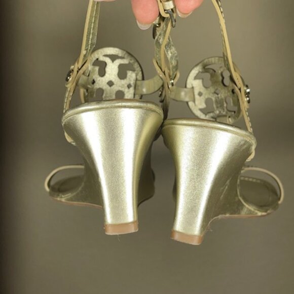 Tory Burch Gold Wedge Sandals, Size 9 - Picture 4 of 4